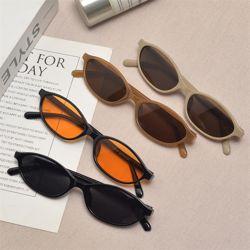 Vintage Fashion Glasses - แว่นกันแดดทรงแคทอายแบบย้อนยุคสำหรับผู้หญิง Y2k แฟชั่นทันสมัย แว่นกันแดดทรงแคบเล็ก ดีไซน์ยุค 90