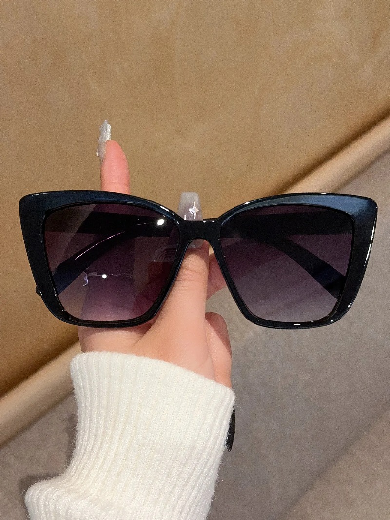 Vintage Fashion Glasses - แว่นกันแดดทรงแคทอายสุดฮิตสำหรับผู้หญิง แว่นกันแดดทรงเหลี่ยมสไตล์เรโทร ป้องกันรังสียูวี 400 แว่นตาแฟชั่นฤดูร้อน