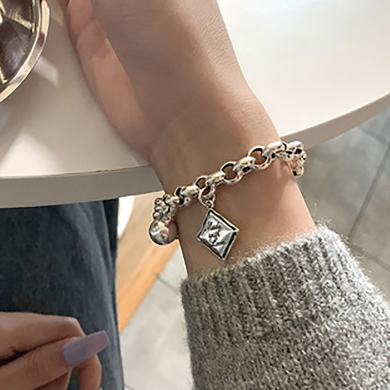 FOXANRY ตัวอักษรภาษาอังกฤษ: Pu - Vintage Fashion Tags บทวิจารณ์และราคา
