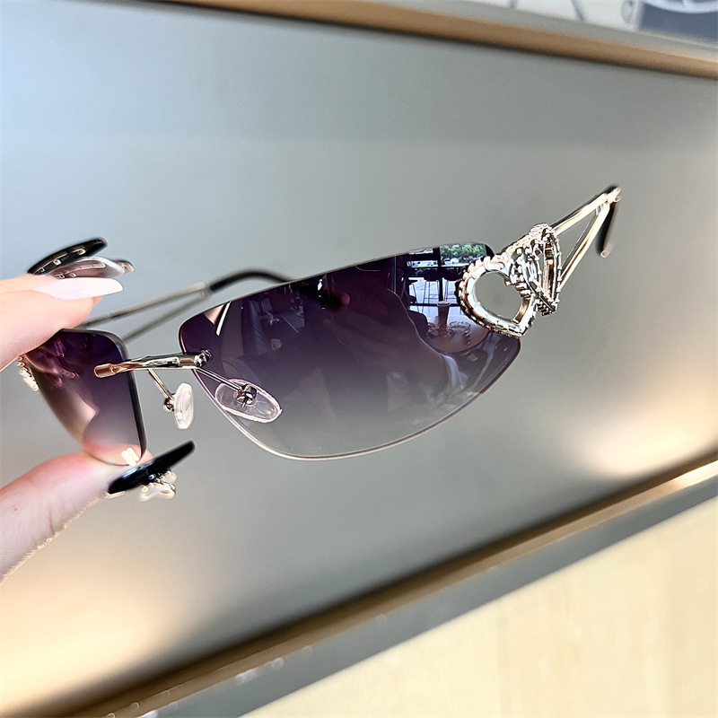 แว่นกันแดดทรงแคทอายแบบไร้กรอบ  - Vintage Fashion Glasses บทวิจารณ์และราคา