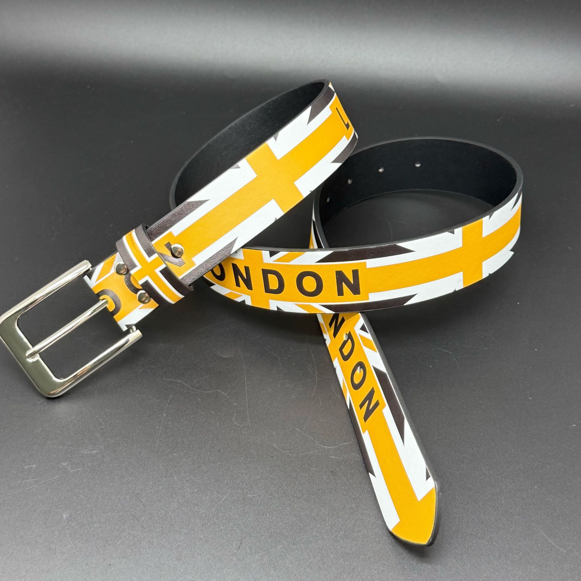 เข็มขัดเอว PU สไตล์วินเทจอเมริ - Vintage Fashion London บทวิจารณ์และราคา