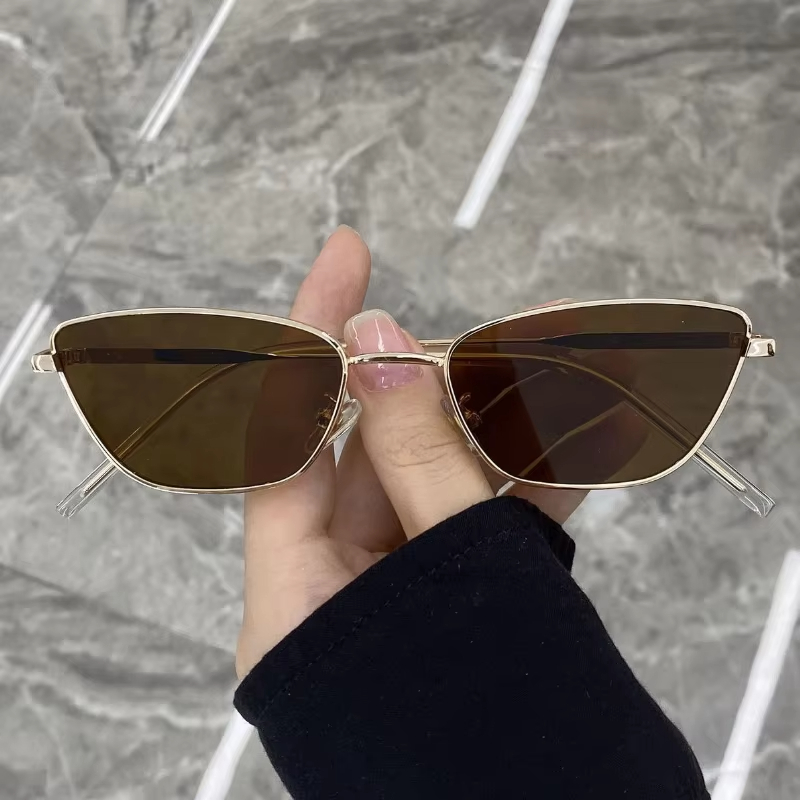 แว่นกันแดดทรงแคทอายสำหรับผู้หญ - Vintage Fashion Images บทวิจารณ์และราคา