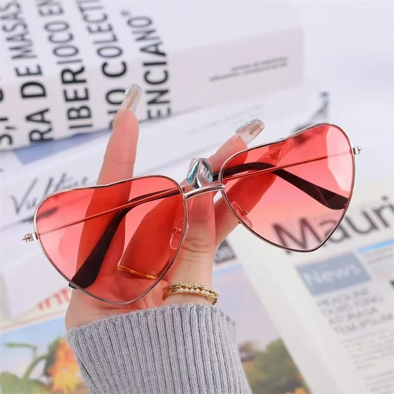 แว่นกันแดดทรงหัวใจโลหะ แฟชั่นว - Vintage Fashion Glasses บทวิจารณ์และราคา