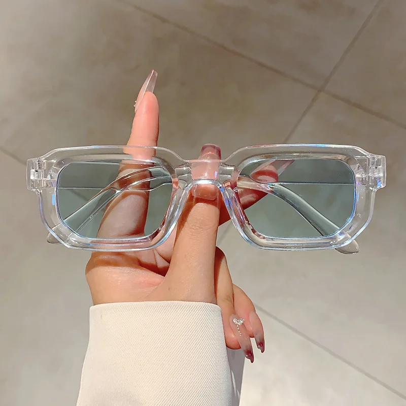 แว่นกันแดดกรอบสี่เหลี่ยมวินเทจ - Vintage Fashion Images บทวิจารณ์และราคา