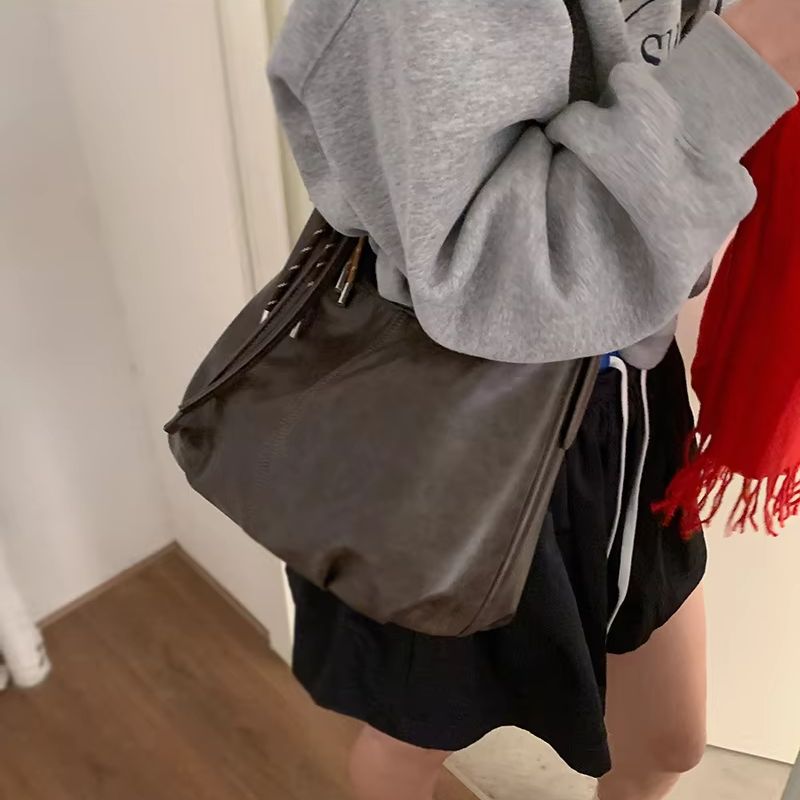 กระเป๋าใต้วงแขนขนาดใหญ่สไตล์วิ - Vintage Fashion For Women บทวิจารณ์และราคา